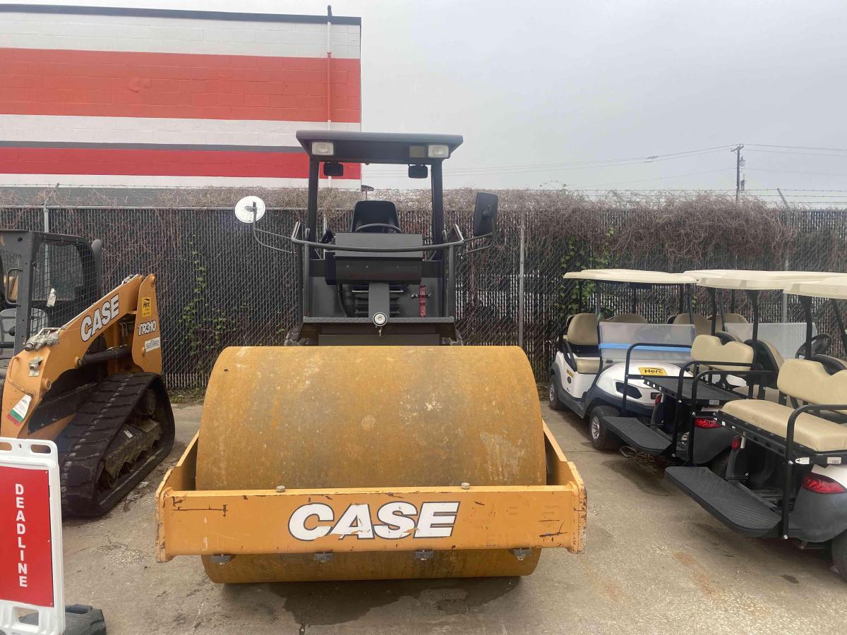 2019 Case SV208