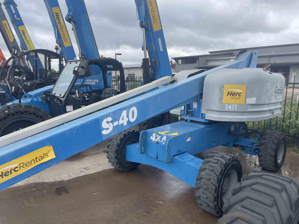 2015 Genie S-40