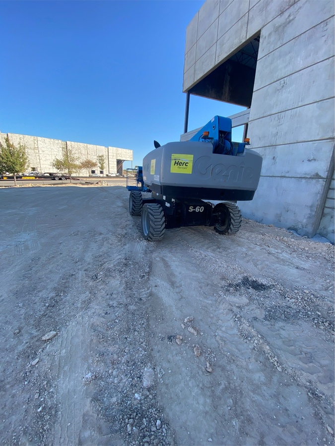 2018 Genie S-60X-3
