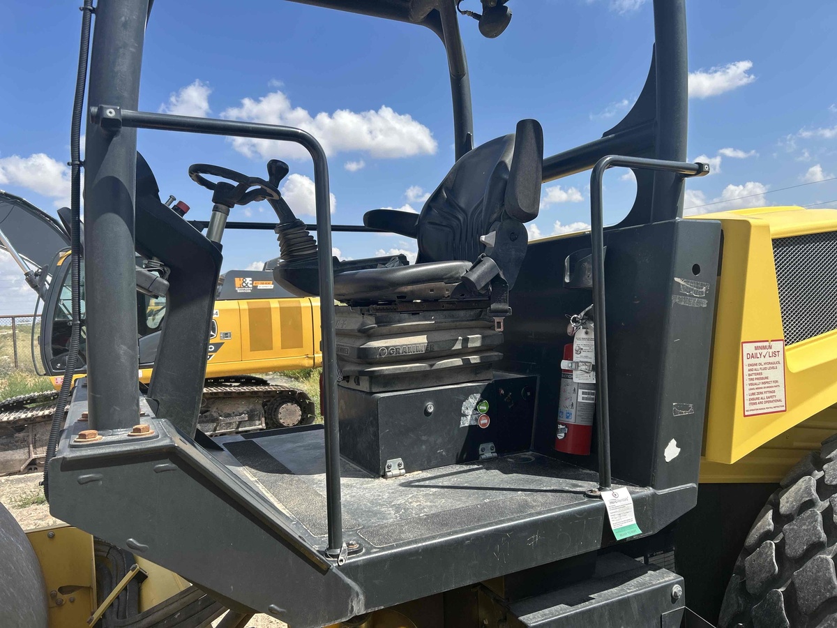 2019 BOMAG BW211D-5-7