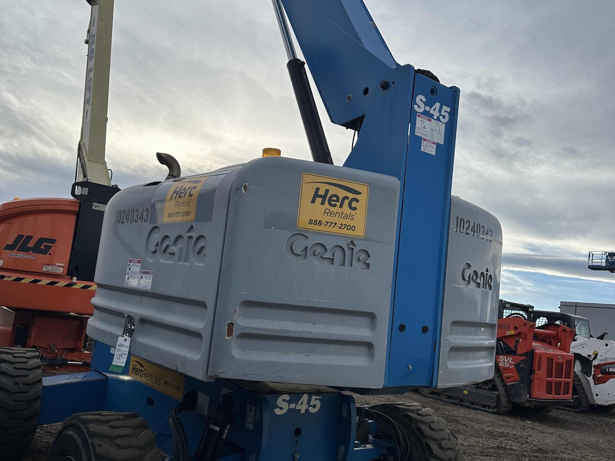 2018 Genie S-45