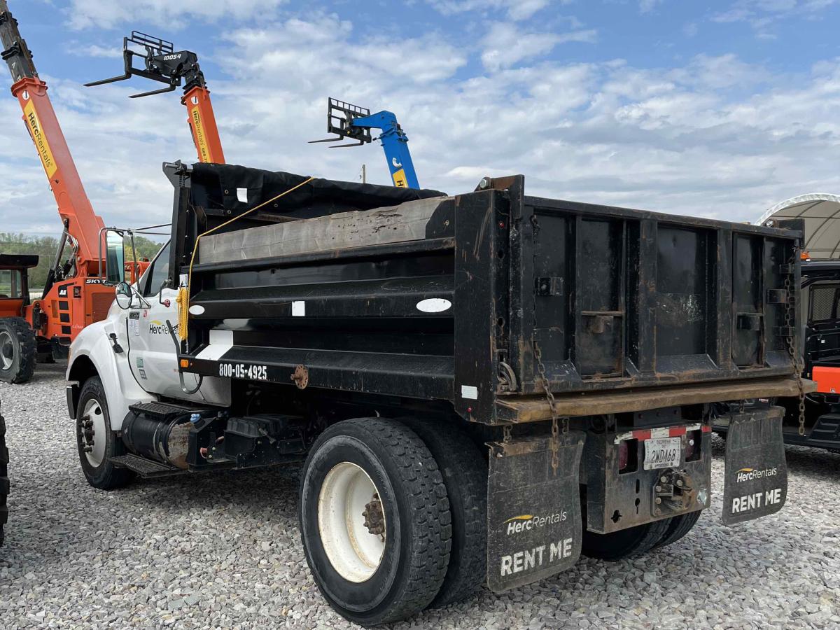 2015 Ford F750