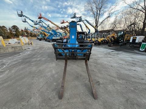 2018 Genie GTH-1056