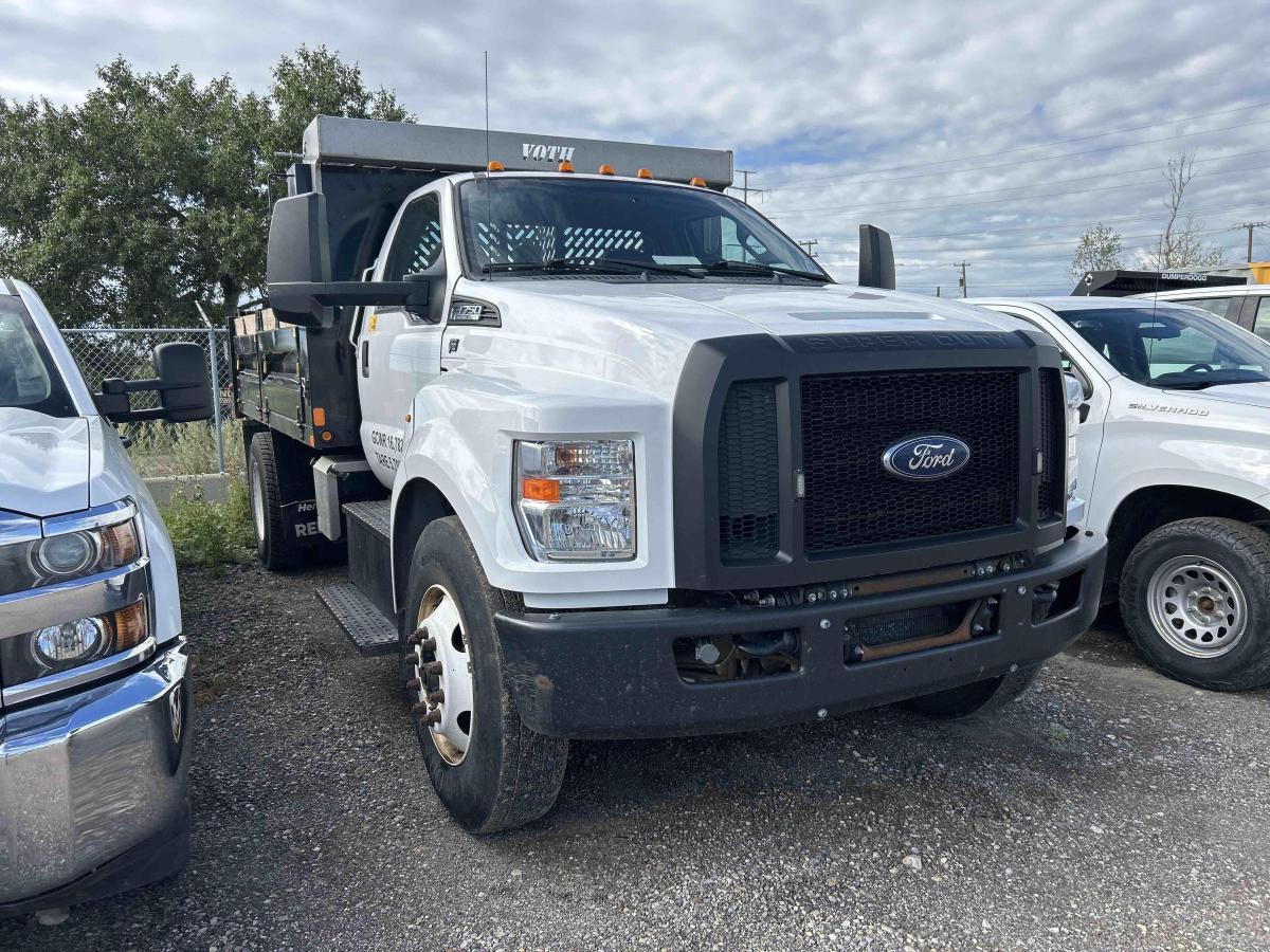 2018 Ford F750-2