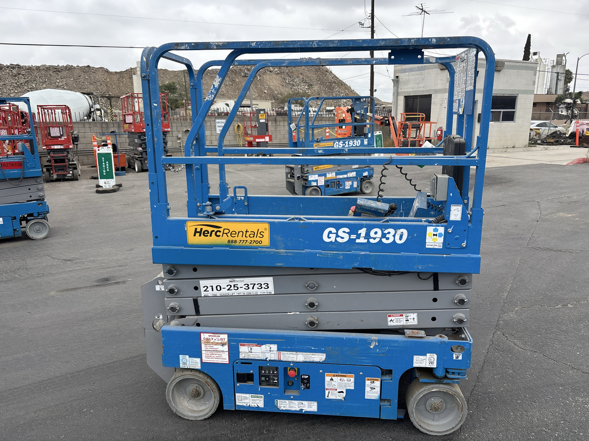 2018 Genie GS-1930-4