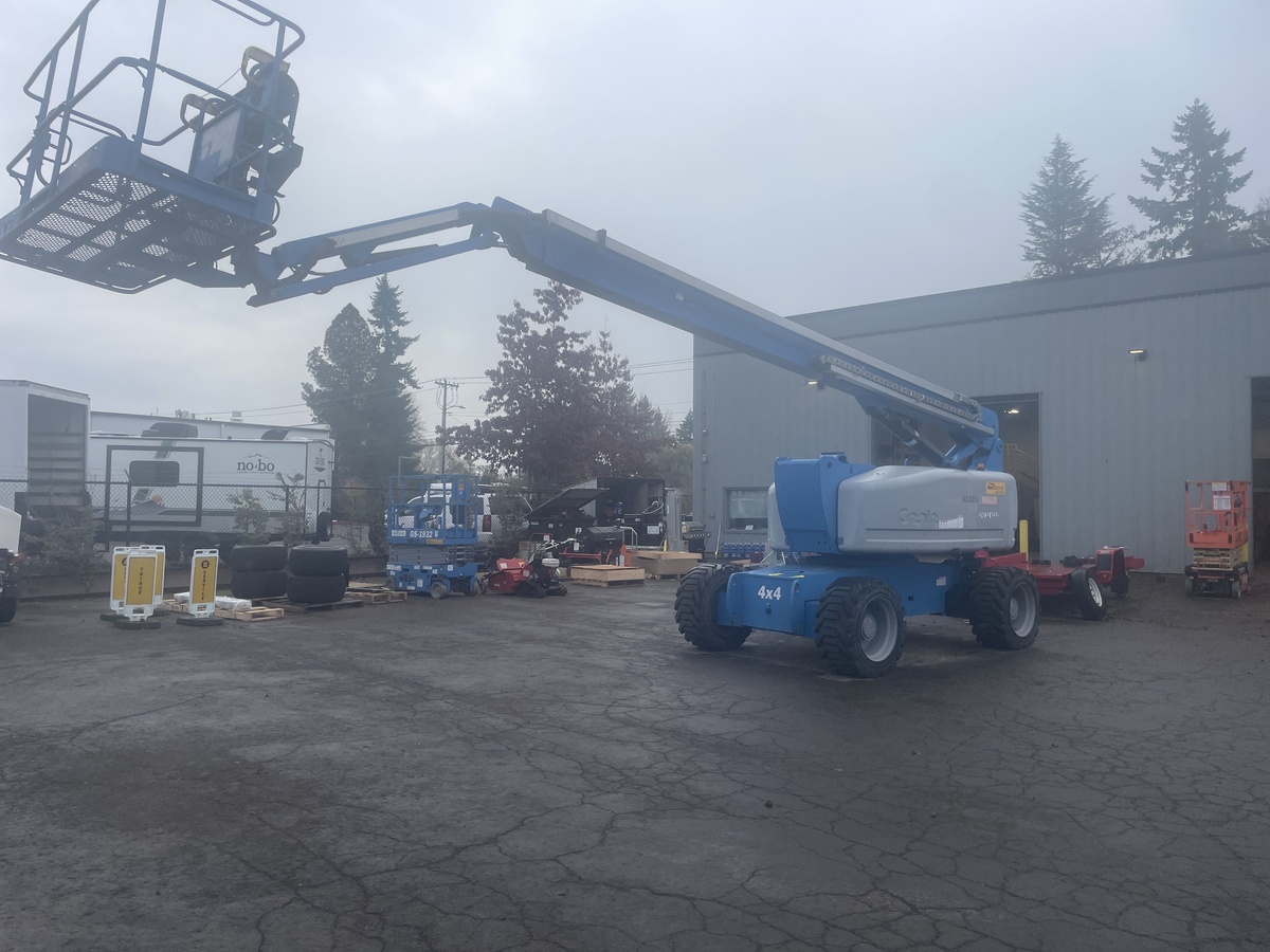 2017 Genie Z-80/60