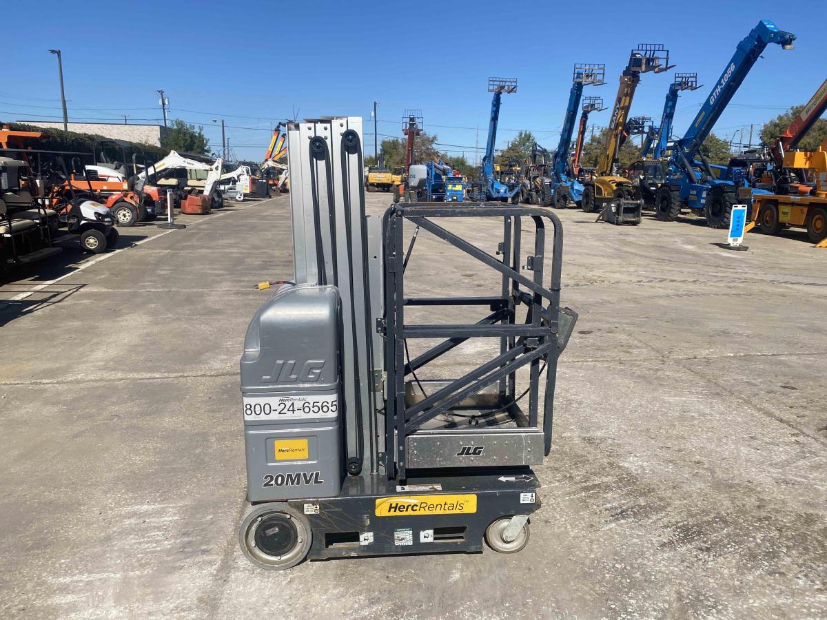 2019 JLG 20MVL