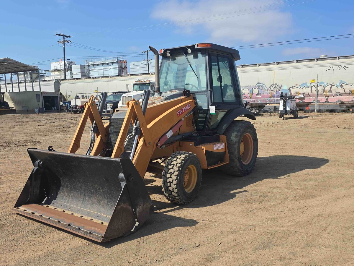2013 Case 570N XT-10