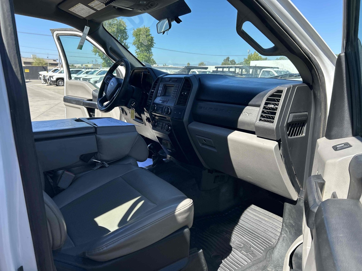 2018 Ford F550-6