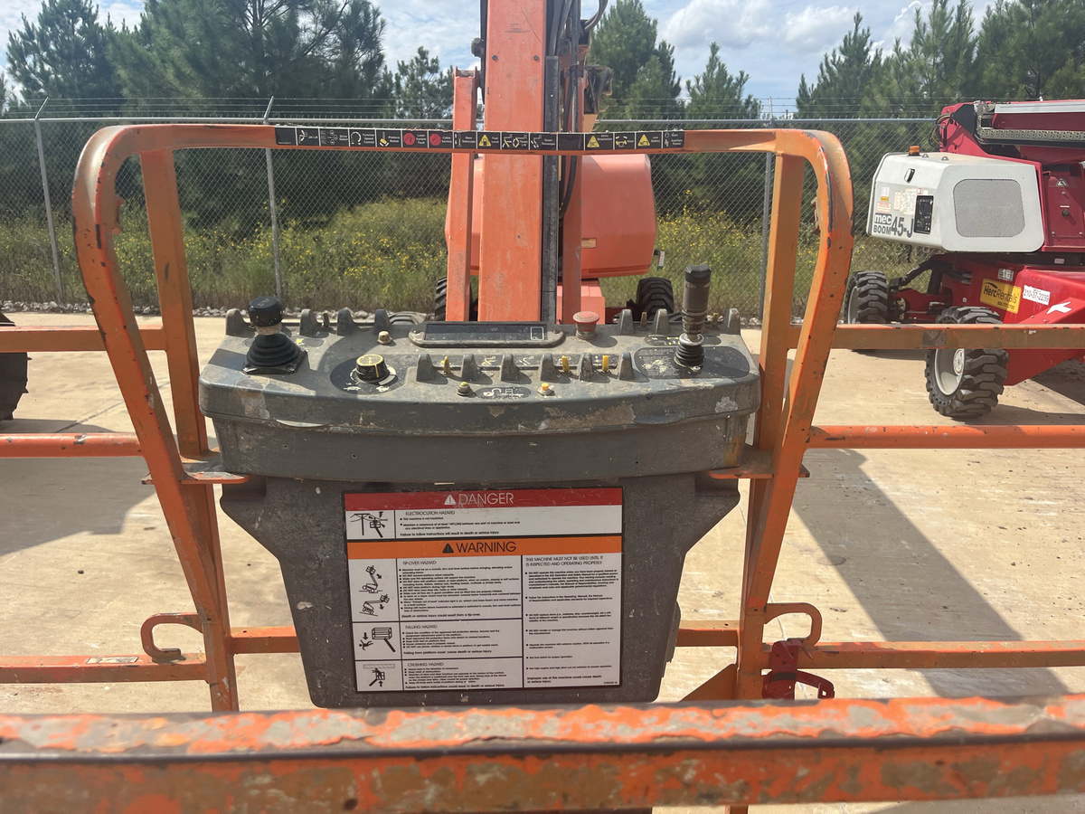 2018 JLG 460SJ-9