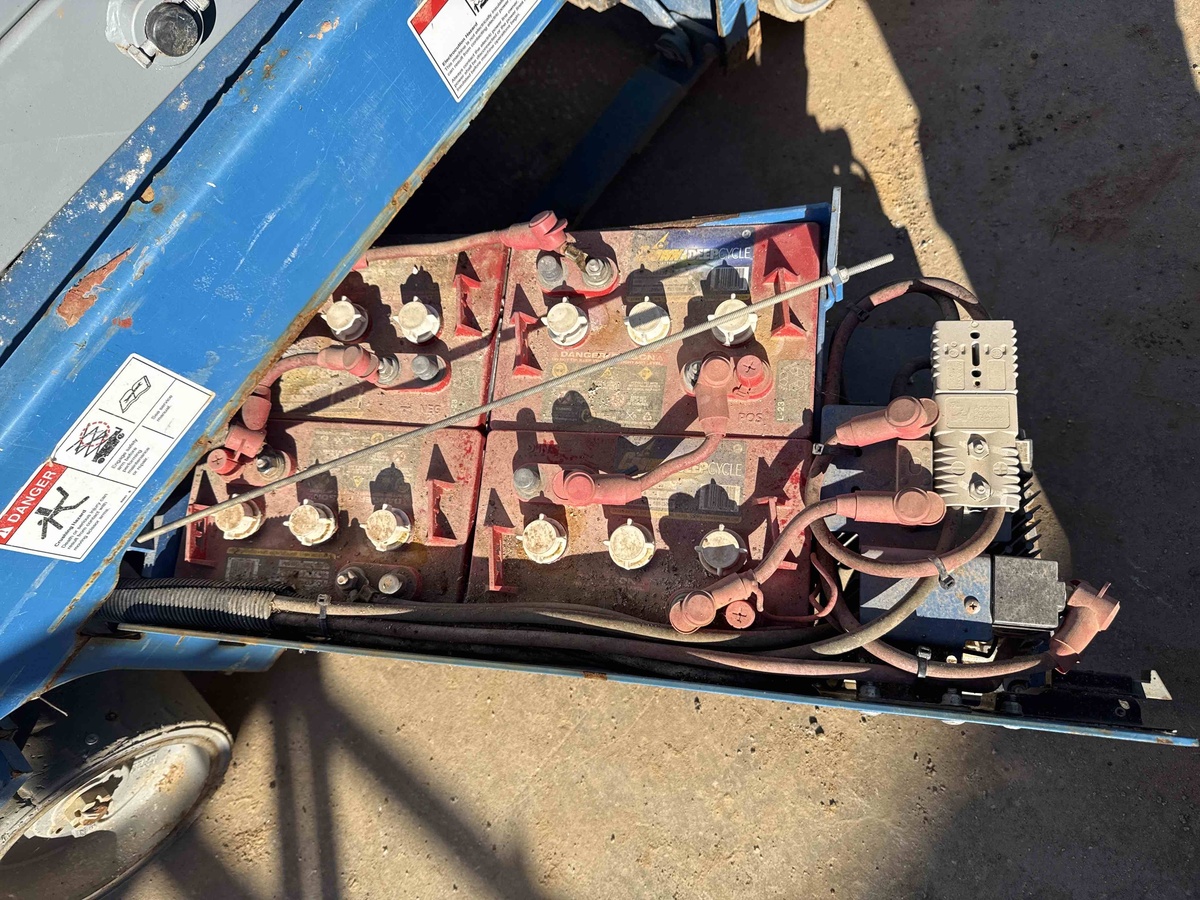 2018 Genie GS-1930-8