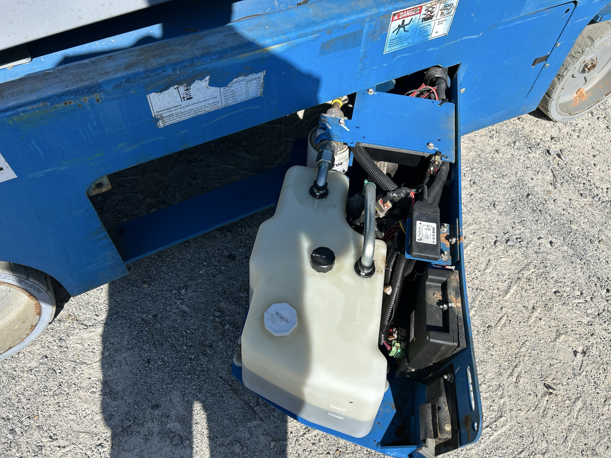 2018 Genie GS-3246-9