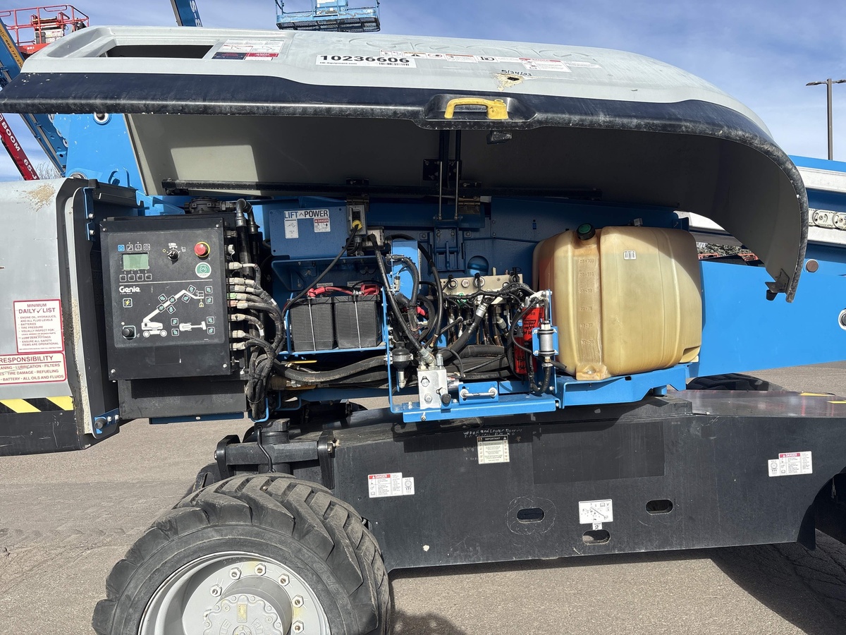 2018 Genie S-85-9