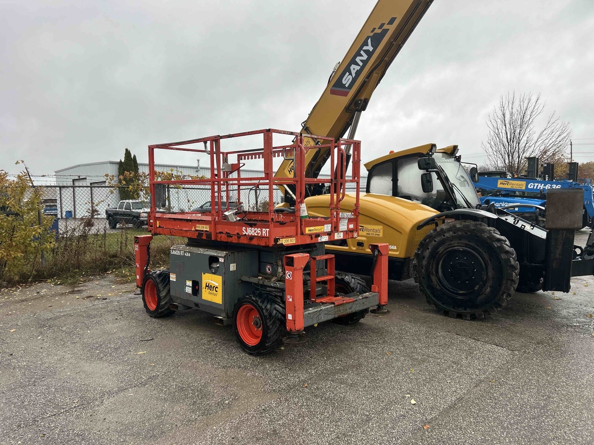 2018 Skyjack SJ-6826RT-3