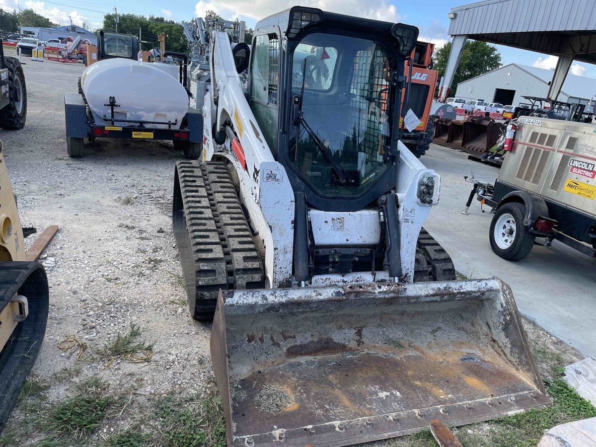2021 Bobcat T740-3