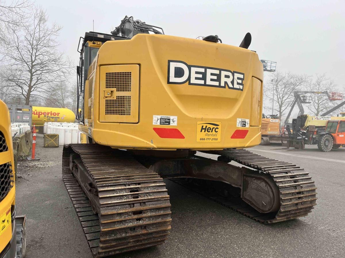 2019 John Deere 345GLC