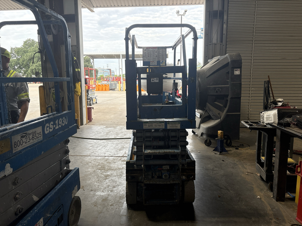 2019 Genie GS-1930-4