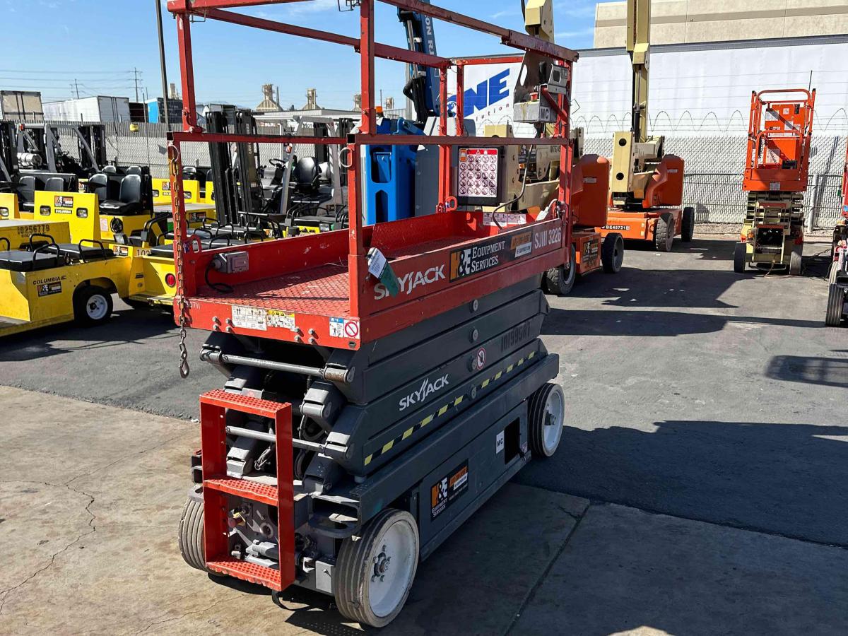 2016 Skyjack SJ3226