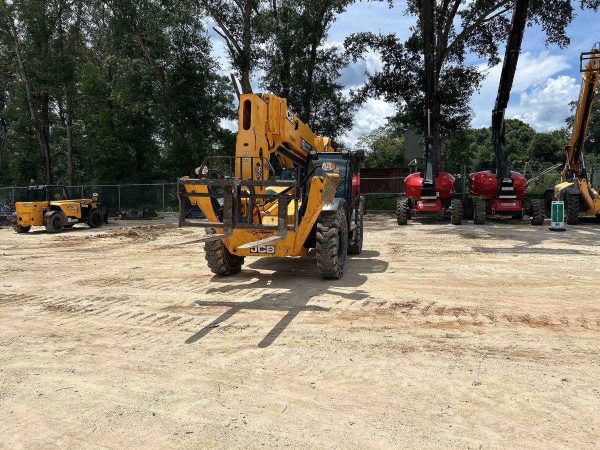 2022 JCB 512-56-3