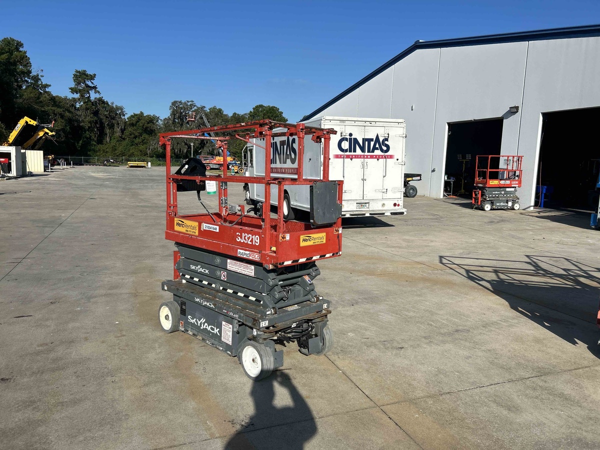 2021 Skyjack SJ3219-4