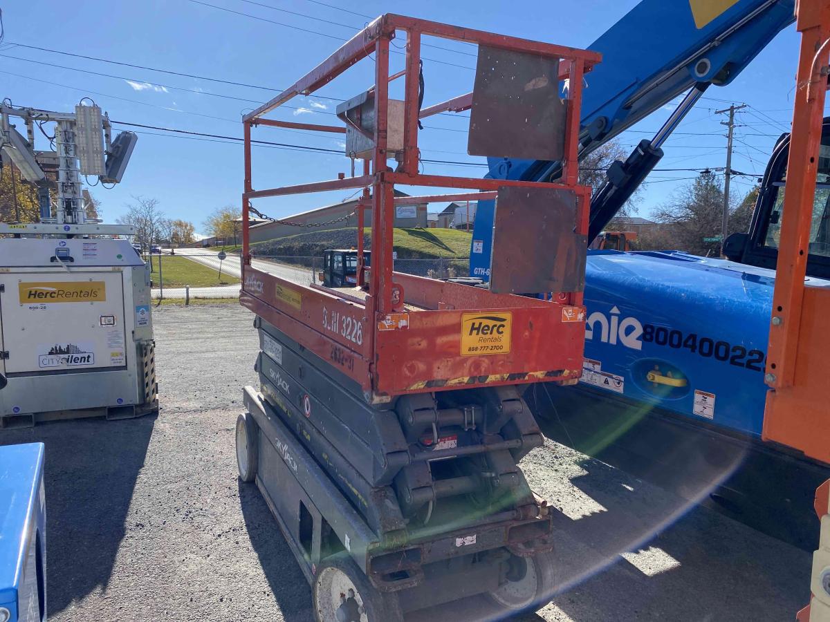 2015 Skyjack SJ3226