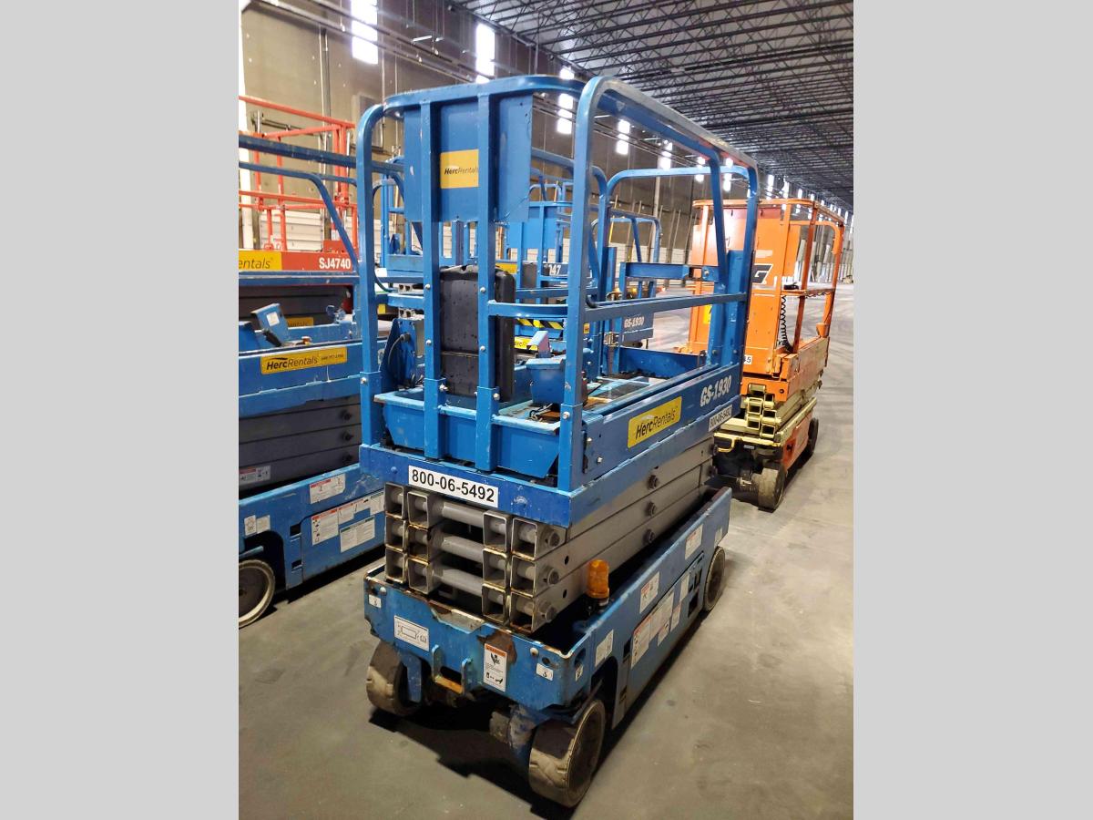 2015 Genie GS-1930
