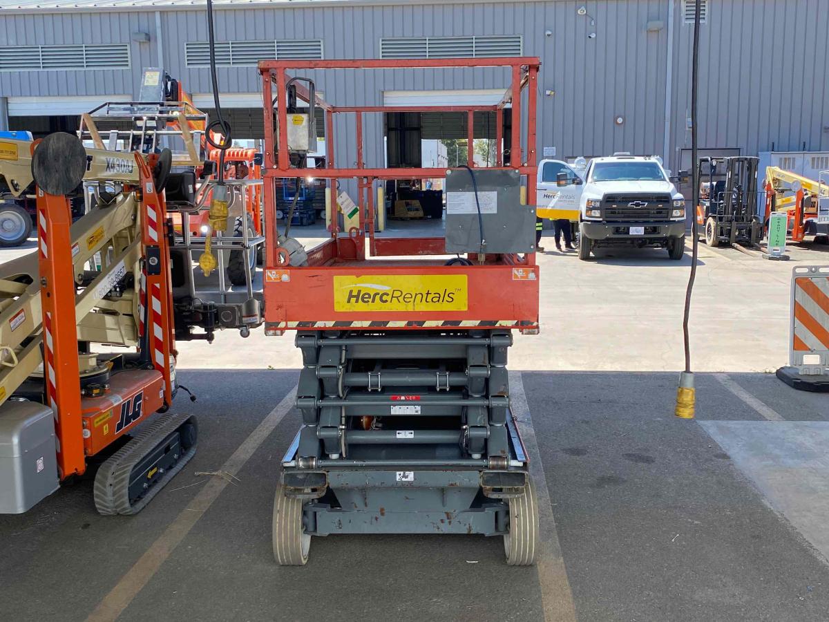2017 Skyjack SJ4632