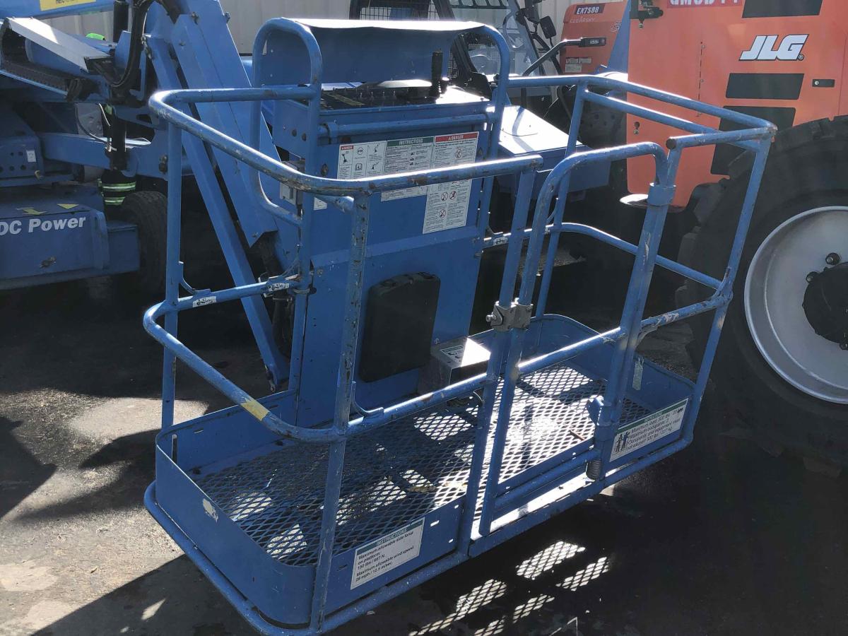 2013 Genie Z-45/25