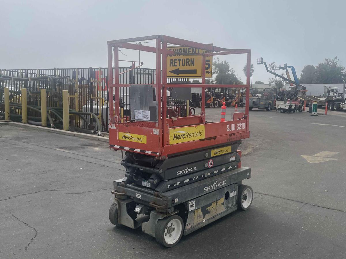 2017 Skyjack SJ3219-3