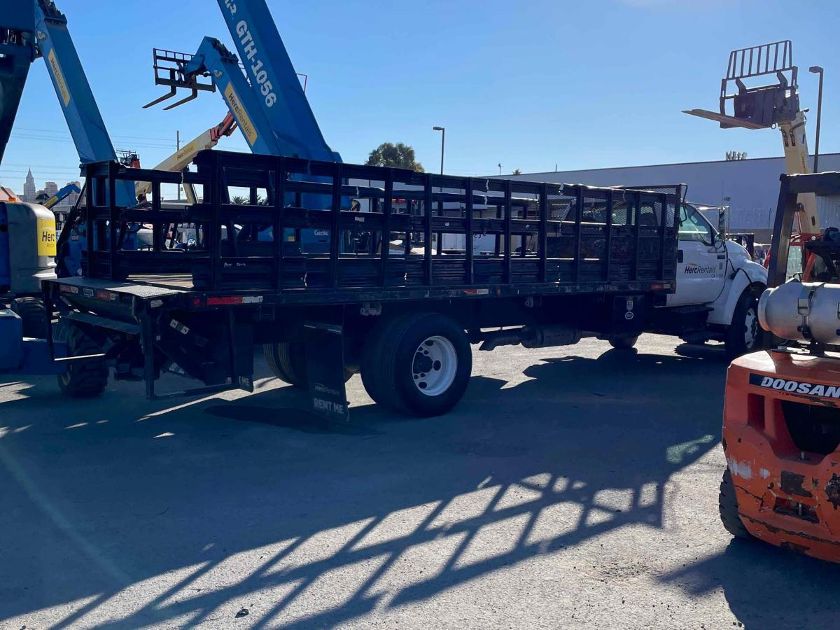2015 Ford F750