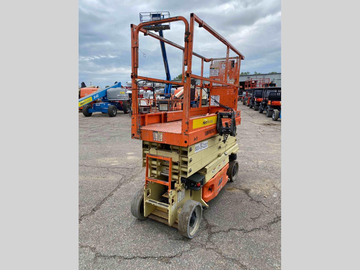 2016 JLG 2632ES-2