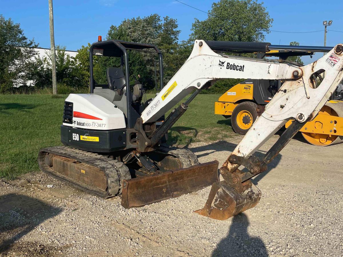 2017 Bobcat E50