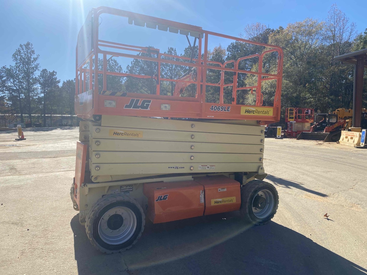 2020 JLG 4069LE-3