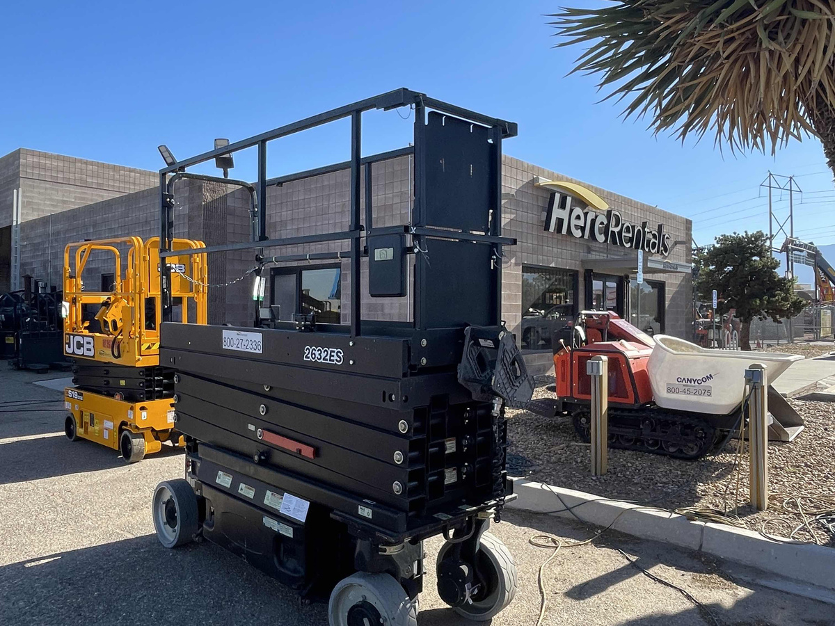 2019 JLG 2632ES