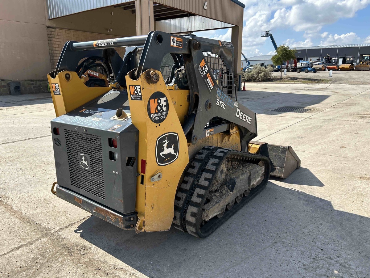 2021 John Deere 317G-4