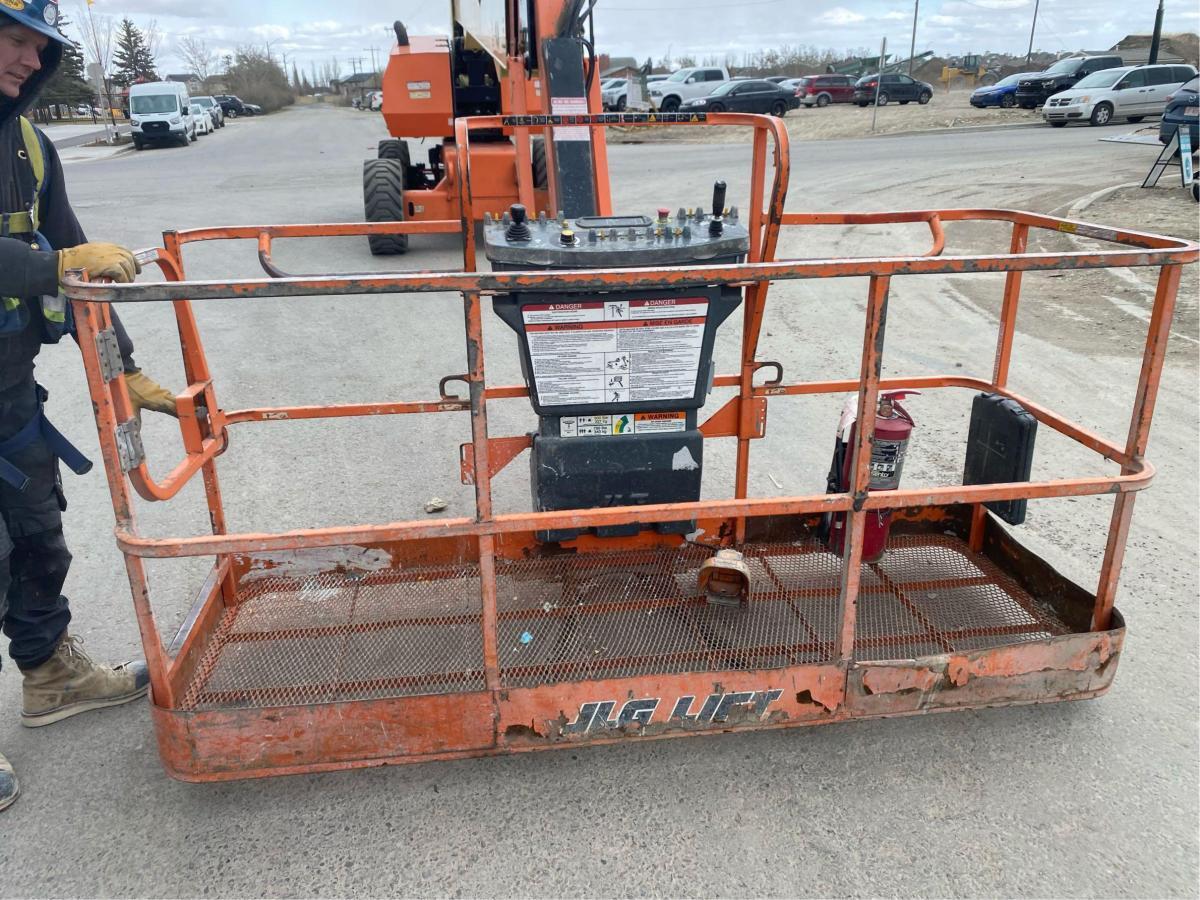 2016 JLG 860SJ-3