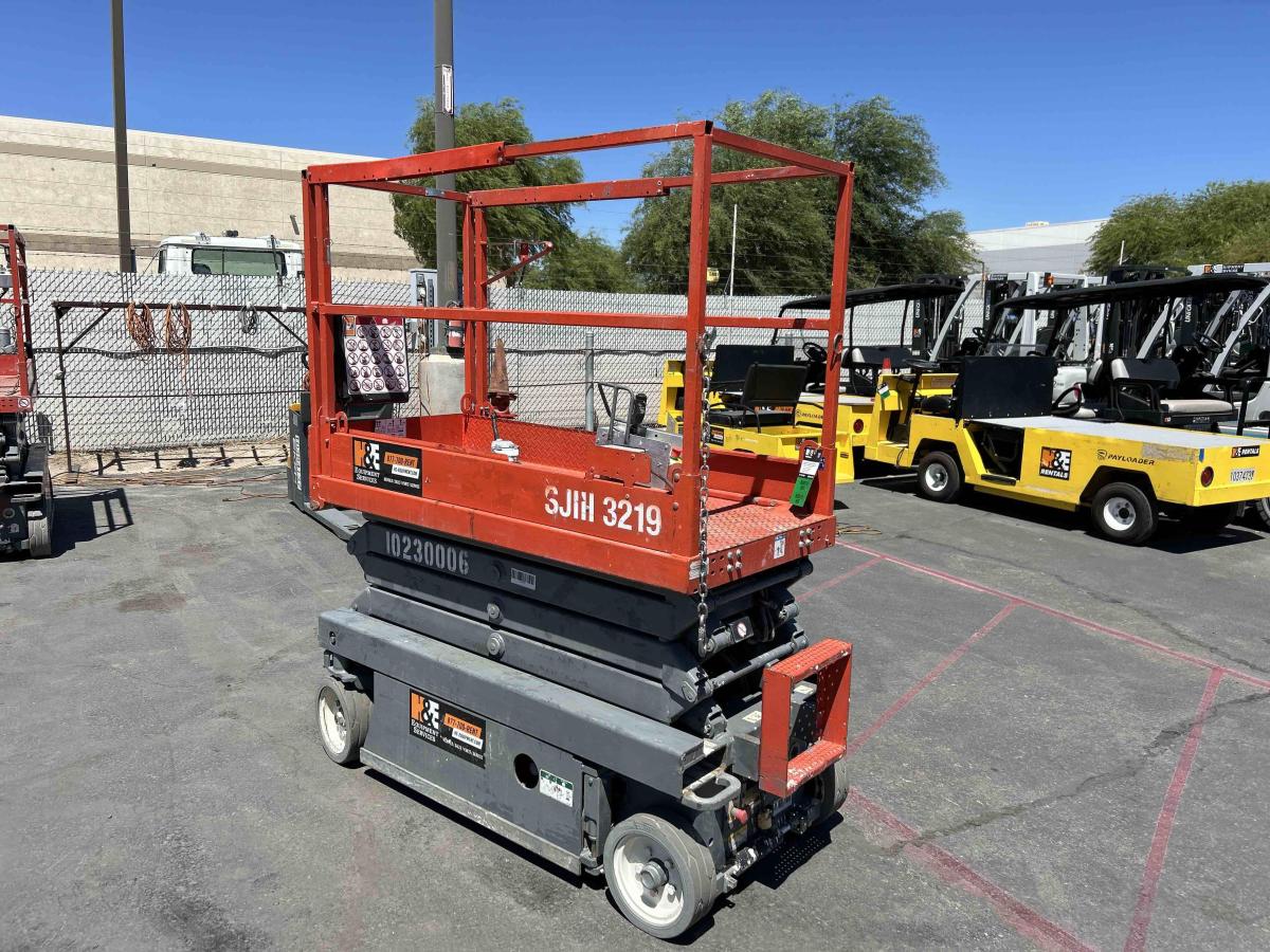 2017 Skyjack SJ3219