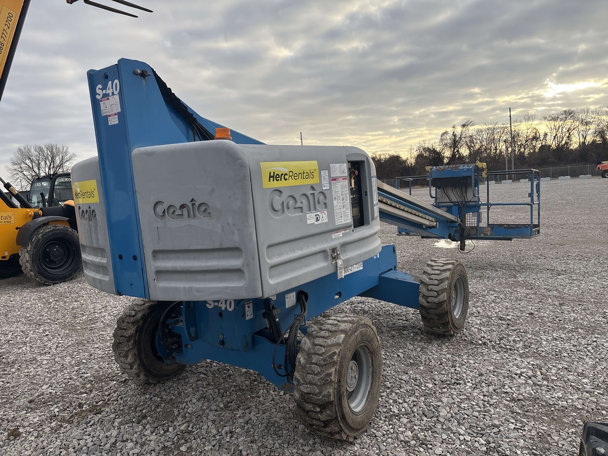 2018 Genie S-40-2