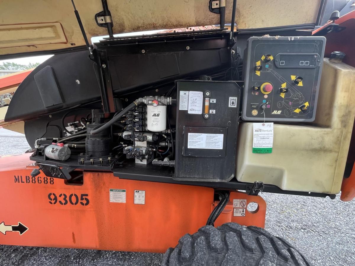 2008 JLG 600S-4