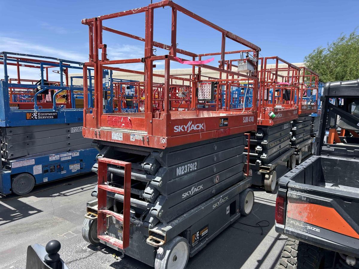 2018 Skyjack SJ4740