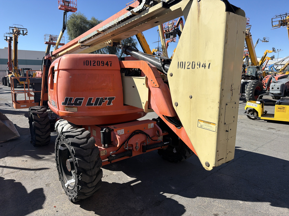 2013 JLG 600AJ