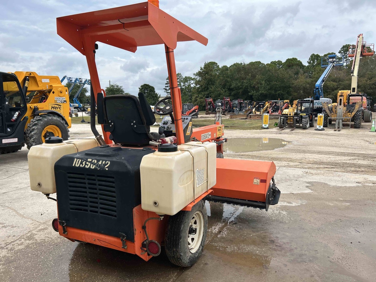2022 LayMor SM300-4