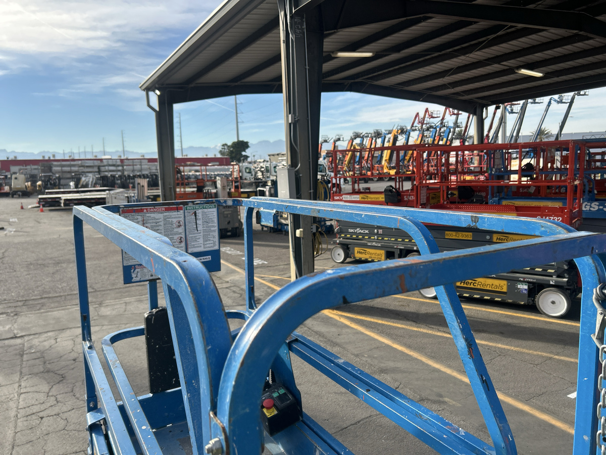 2018 Genie GS-1930-30