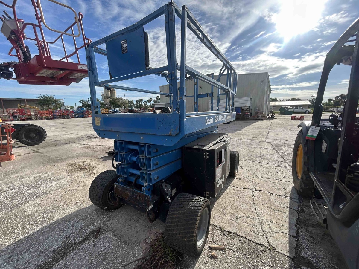 2017 Genie GS-3369 RT-3
