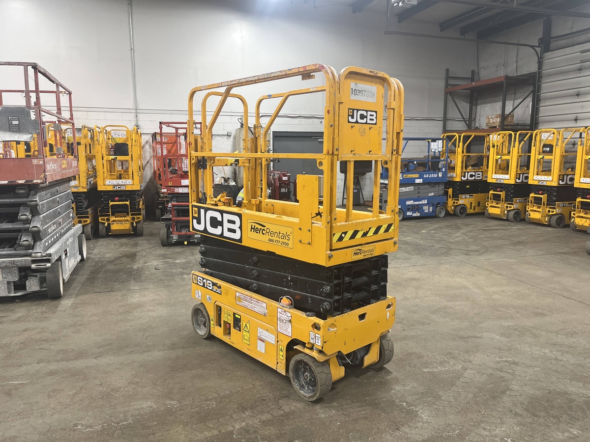 2023 JCB S1930E-2