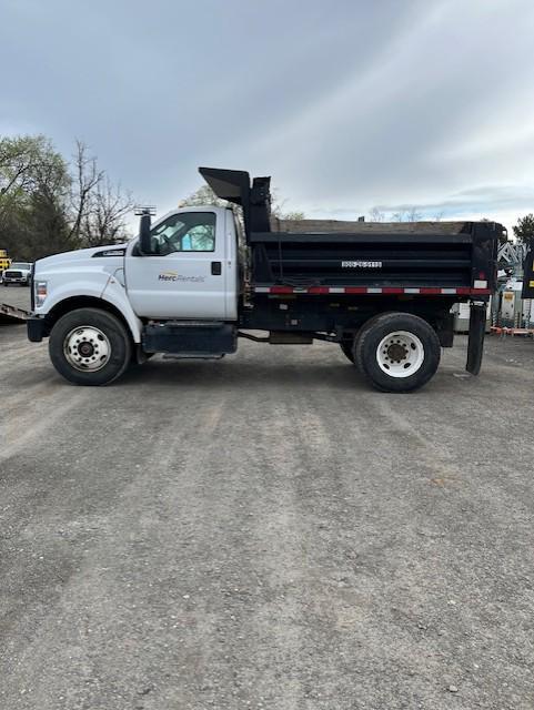 2019 Ford F750-2