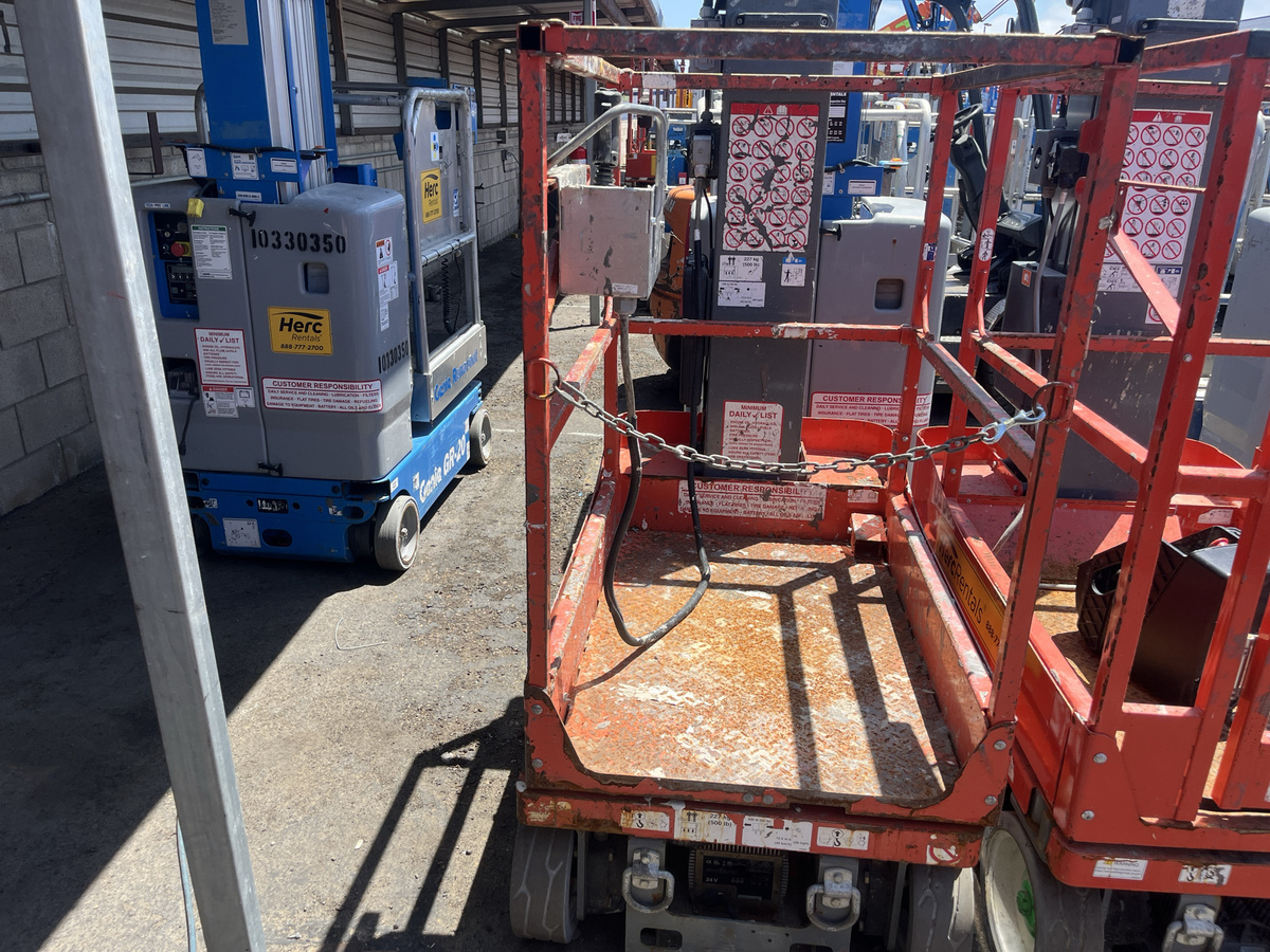 2016 Skyjack SJ12-6