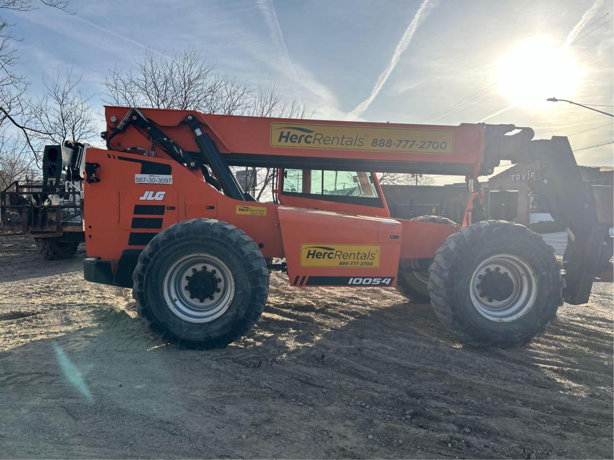 2018 SkyTrak 10054