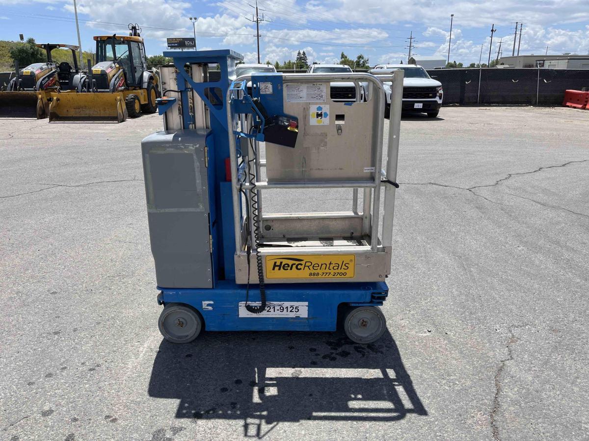 2018 Genie GR-12