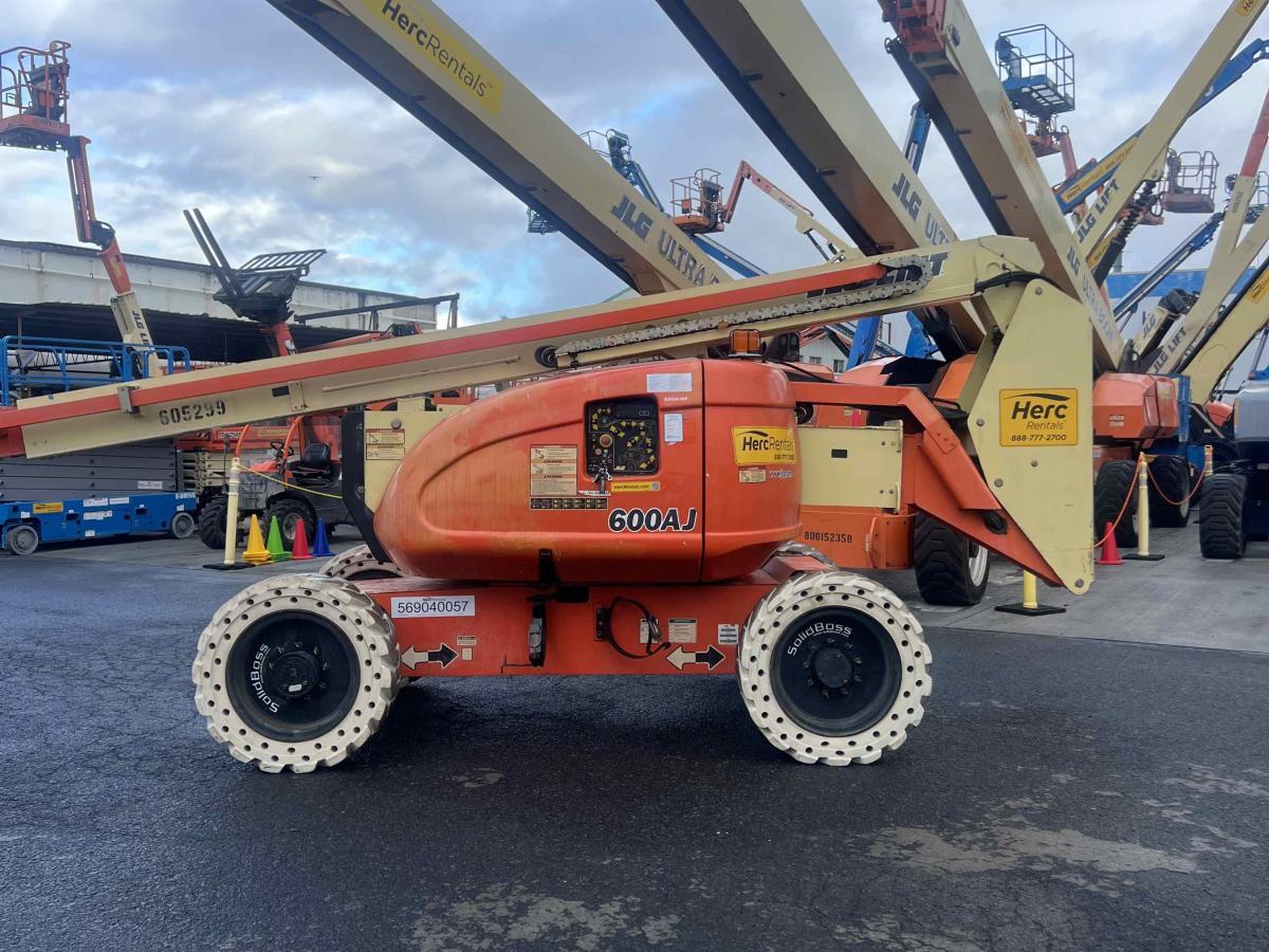 2005 JLG 600AJN Narrow-9